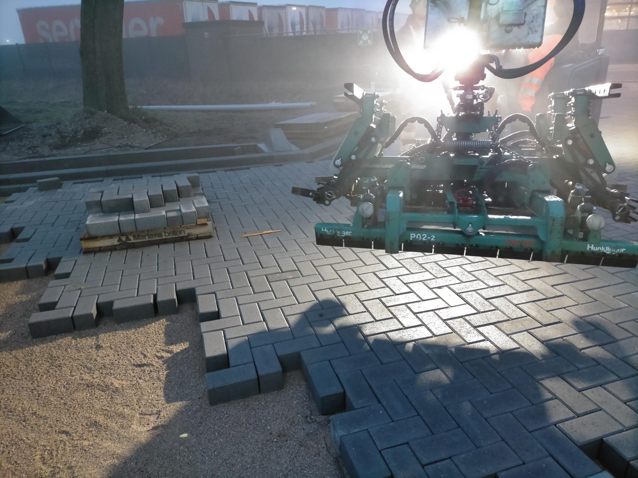 Bestraten in de mist